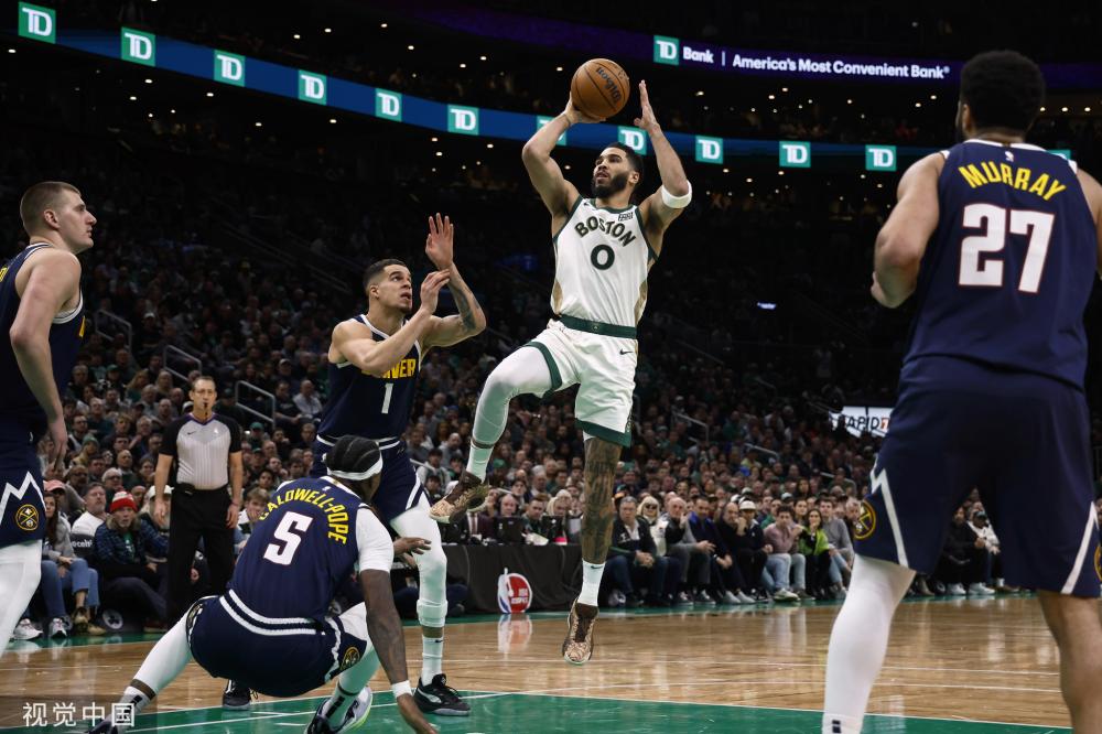 役运动员投 役运动员投