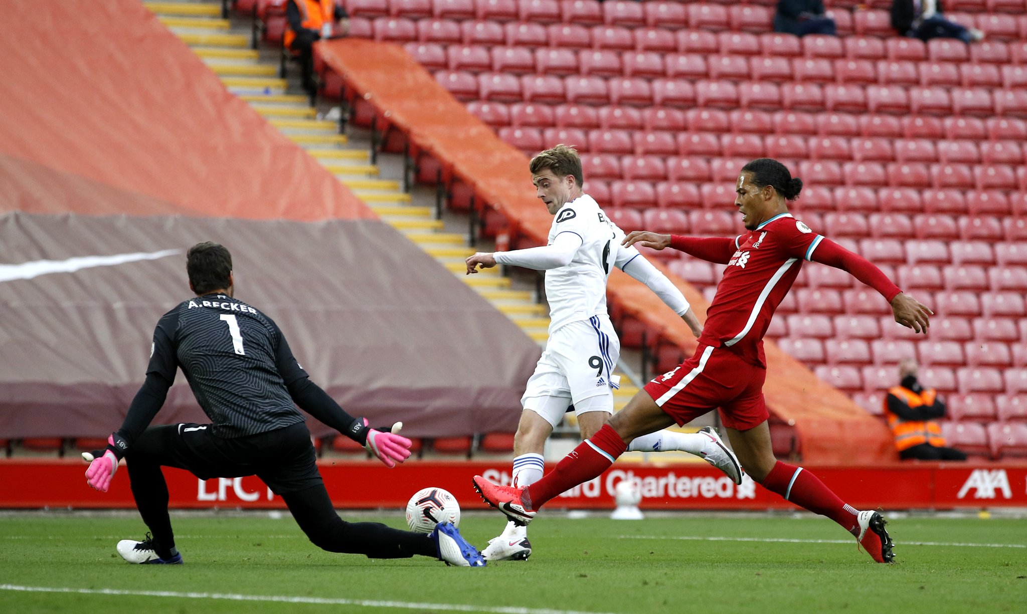 的稳定性与 的稳定性与